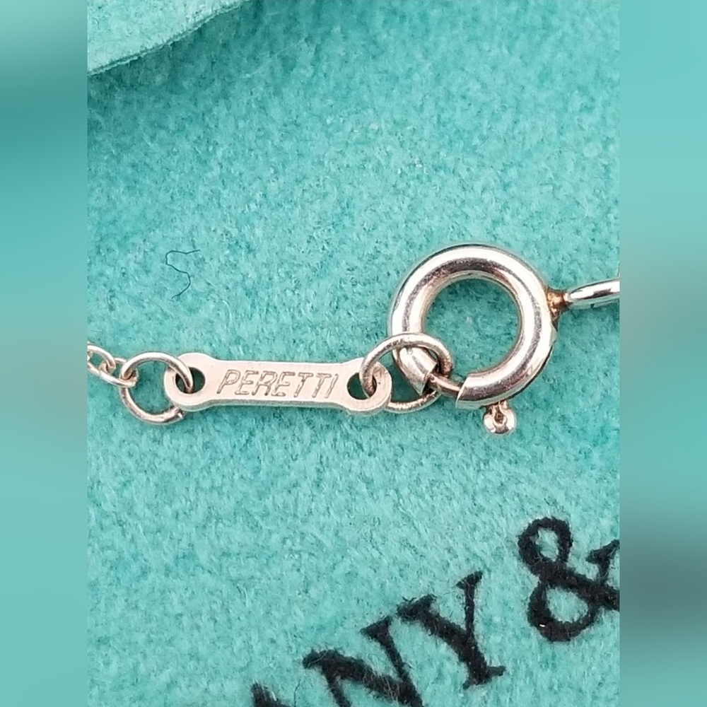 Vintage Tiffany & Co. Double Loop Pendant Necklace - Picture 6 of 6